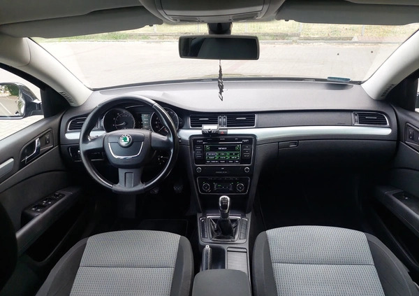 Skoda Superb cena 20000 przebieg: 249100, rok produkcji 2009 z Legionowo małe 37